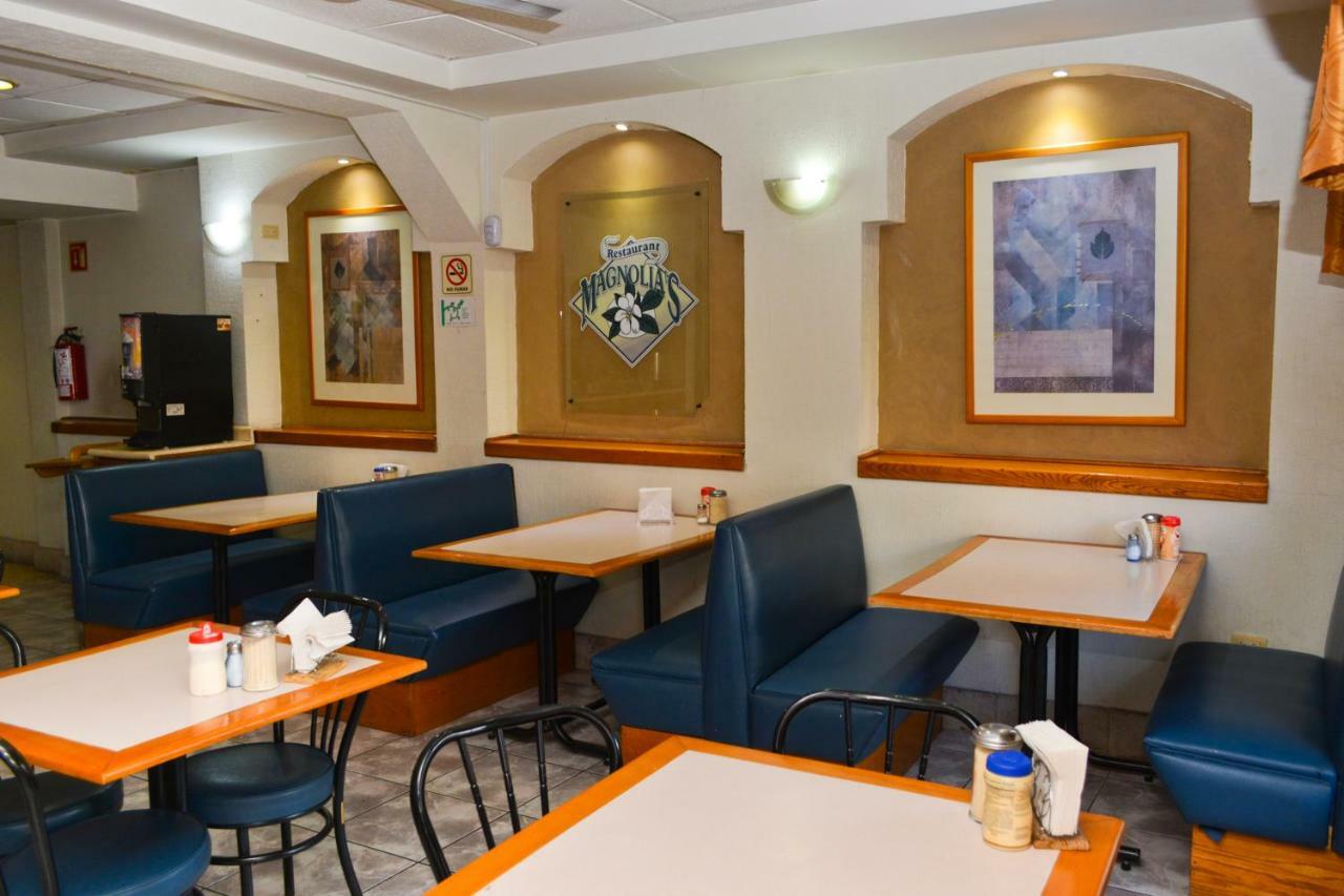 Hotel Baeza Делисьяс Экстерьер фото